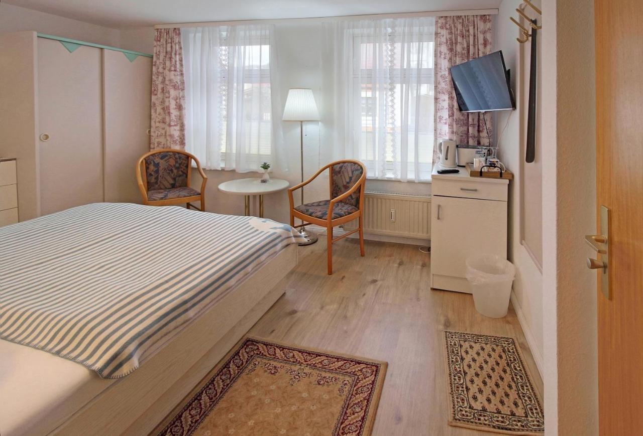 Ferienzimmer In Der Villa Ostseelilie Sassnitz Buitenkant foto